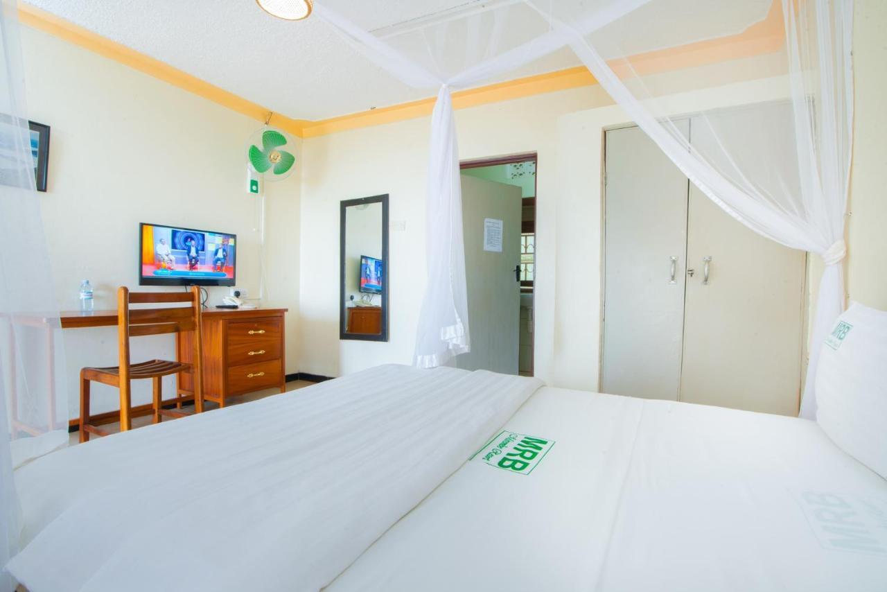 Mirembe Resort Beach Hotel Ssese Kalangala Exterior photo
